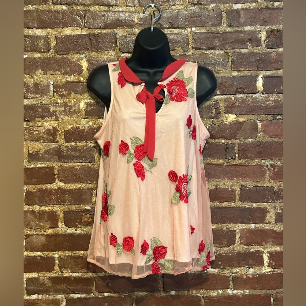 Lauren Conrad Disney Snow White Top Size:SM